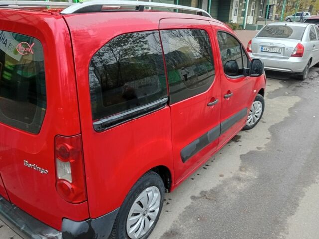 Красный Ситроен Берлинго, объемом двигателя 1.6 л и пробегом 250 тыс. км за 4500 $, фото 4 на Automoto.ua