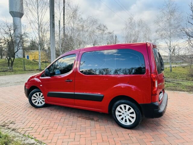 Красный Ситроен Берлинго, объемом двигателя 1.6 л и пробегом 87 тыс. км за 8300 $, фото 3 на Automoto.ua