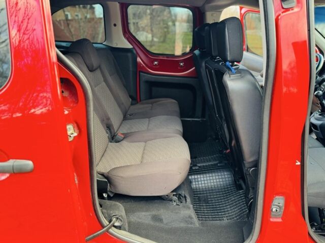 Красный Ситроен Берлинго, объемом двигателя 1.6 л и пробегом 87 тыс. км за 8300 $, фото 12 на Automoto.ua