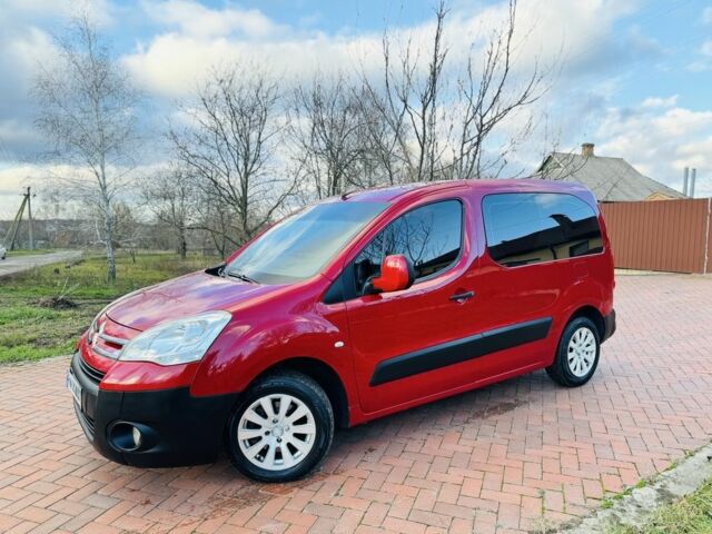 Красный Ситроен Берлинго, объемом двигателя 1.6 л и пробегом 87 тыс. км за 8300 $, фото 1 на Automoto.ua