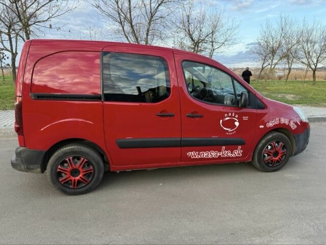 Червоний Сітроен Берлінго, об'ємом двигуна 1.6 л та пробігом 190 тис. км за 3200 $, фото 4 на Automoto.ua