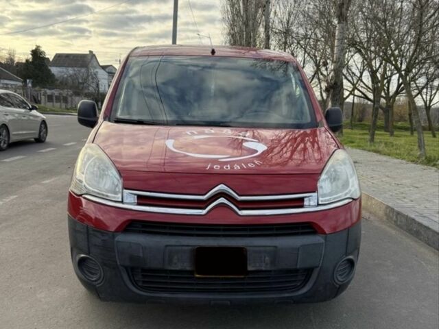 Червоний Сітроен Берлінго, об'ємом двигуна 1.6 л та пробігом 190 тис. км за 3200 $, фото 1 на Automoto.ua