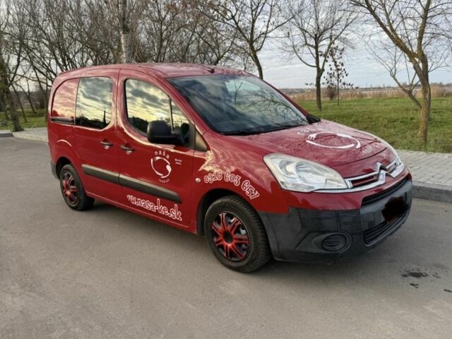 Червоний Сітроен Берлінго, об'ємом двигуна 1.6 л та пробігом 190 тис. км за 3200 $, фото 3 на Automoto.ua