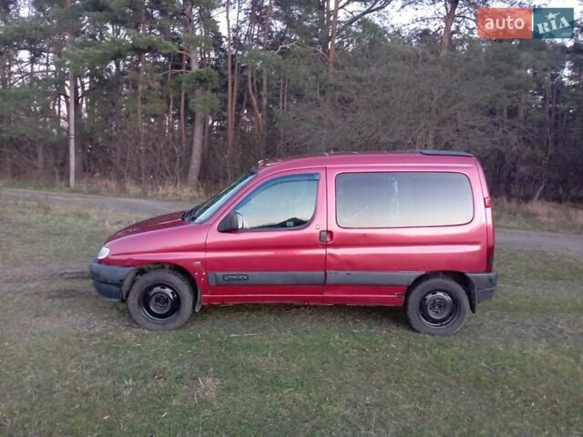Ситроен Берлинго 2000 в Житомире на Automoto.ua Красный Ситроен Берлинго, объемом двигателя 1.36 л и пробегом 700 тыс. км за 2100 $, фото 2 на Automoto.ua