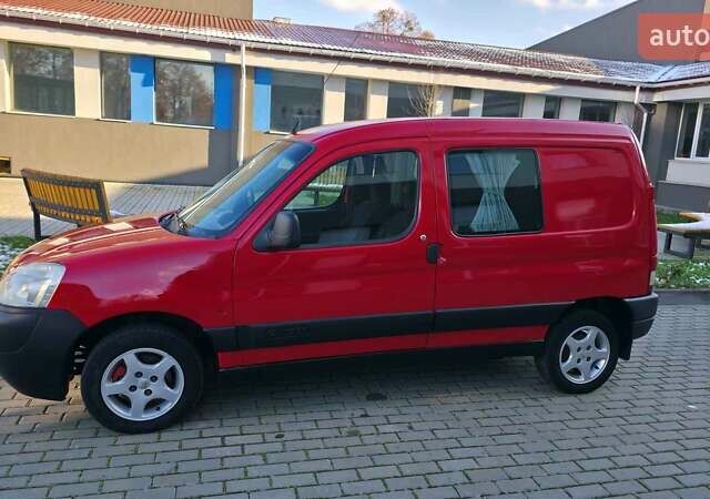 Красный Ситроен Берлинго, объемом двигателя 1.9 л и пробегом 300 тыс. км за 3550 $, фото 36 на Automoto.ua