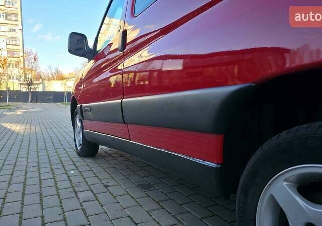 Красный Ситроен Берлинго, объемом двигателя 1.9 л и пробегом 300 тыс. км за 3550 $, фото 44 на Automoto.ua