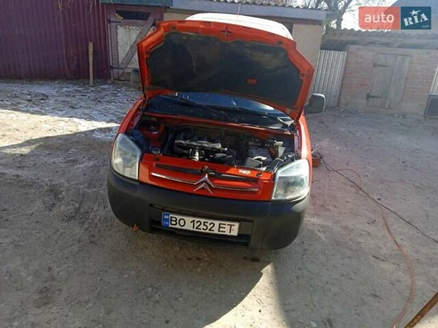 Червоний Сітроен Берлінго, об'ємом двигуна 1.91 л та пробігом 330 тис. км за 3200 $, фото 5 на Automoto.ua