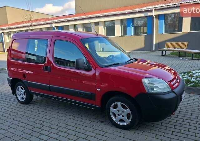 Красный Ситроен Берлинго, объемом двигателя 1.9 л и пробегом 300 тыс. км за 3550 $, фото 11 на Automoto.ua