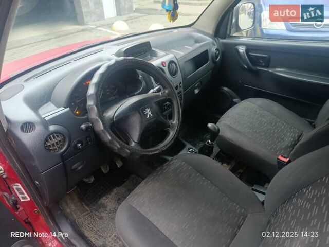 Красный Ситроен Берлинго, объемом двигателя 1.9 л и пробегом 300 тыс. км за 2650 $, фото 6 на Automoto.ua