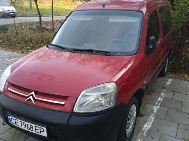Красный Ситроен Берлинго, объемом двигателя 2 л и пробегом 330 тыс. км за 4000 $, фото 1 на Automoto.ua