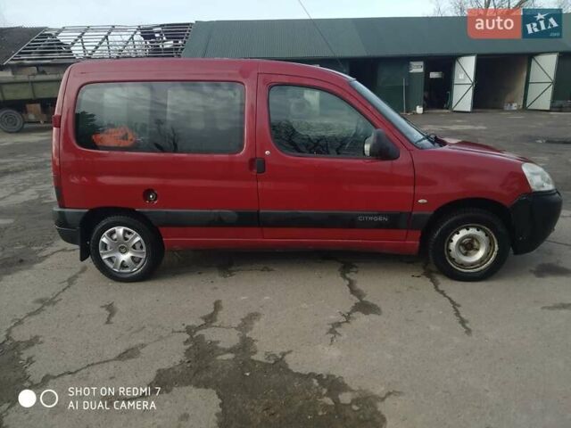 Червоний Сітроен Берлінго, об'ємом двигуна 1.87 л та пробігом 280 тис. км за 2700 $, фото 1 на Automoto.ua