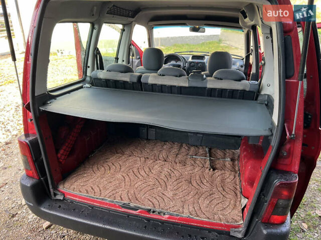 Червоний Сітроен Берлінго, об'ємом двигуна 1.87 л та пробігом 360 тис. км за 2999 $, фото 15 на Automoto.ua