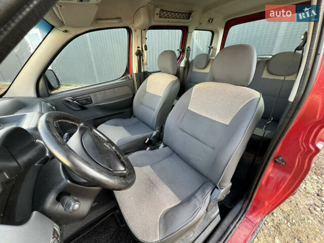 Червоний Сітроен Берлінго, об'ємом двигуна 1.87 л та пробігом 360 тис. км за 2999 $, фото 9 на Automoto.ua