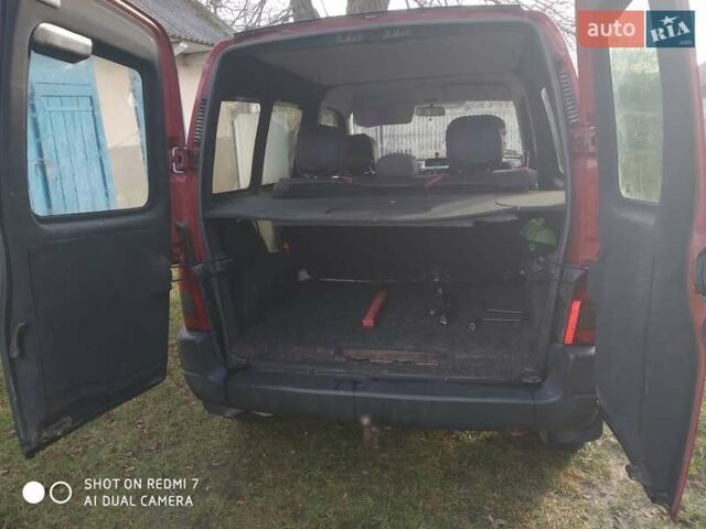 Червоний Сітроен Берлінго, об'ємом двигуна 1.87 л та пробігом 280 тис. км за 2700 $, фото 10 на Automoto.ua