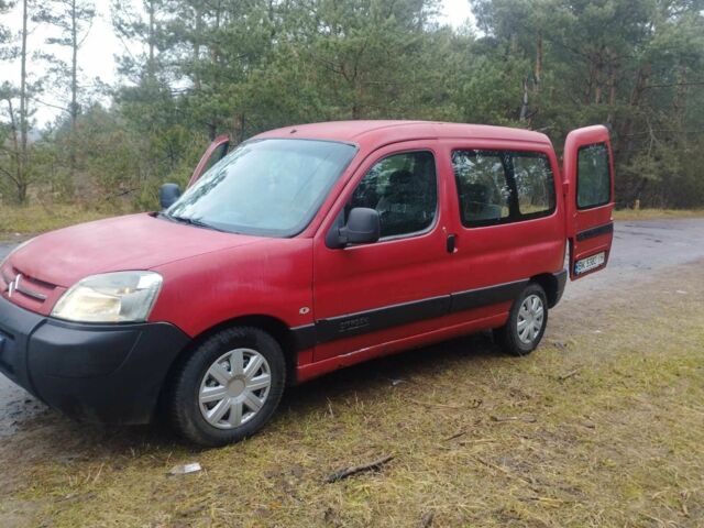 Красный Ситроен Берлинго, объемом двигателя 1.9 л и пробегом 500 тыс. км за 1600 $, фото 7 на Automoto.ua