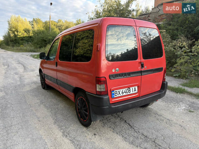 Червоний Сітроен Берлінго, об'ємом двигуна 1.6 л та пробігом 260 тис. км за 4000 $, фото 3 на Automoto.ua