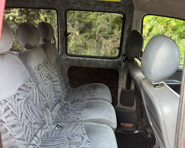 Червоний Сітроен Берлінго, об'ємом двигуна 1.6 л та пробігом 260 тис. км за 4000 $, фото 8 на Automoto.ua