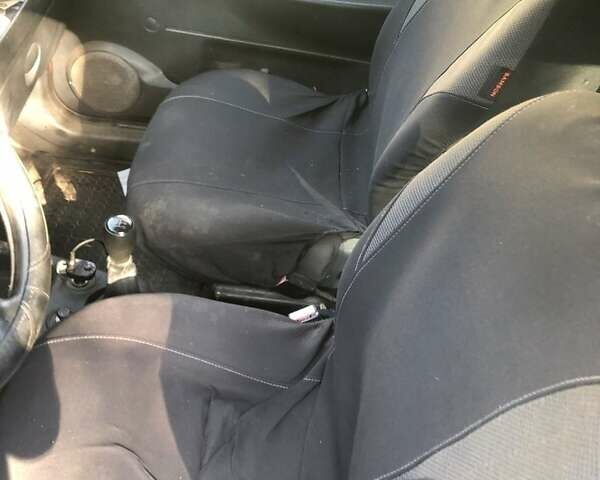 Красный Ситроен Берлинго, объемом двигателя 1.6 л и пробегом 310 тыс. км за 3500 $, фото 4 на Automoto.ua