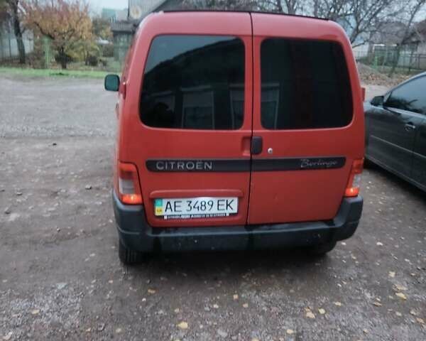 Красный Ситроен Берлинго, объемом двигателя 1.4 л и пробегом 202 тыс. км за 2500 $, фото 7 на Automoto.ua