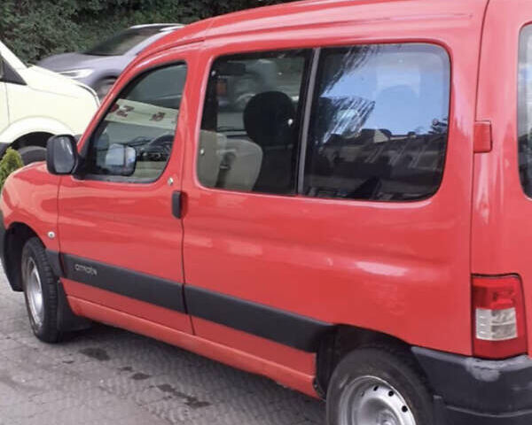 Ситроен Берлинго 2006 в Тернополе на Automoto.ua Красный Ситроен Берлинго, объемом двигателя 1.56 л и пробегом 220 тыс. км за 3300 $, фото 1 на Automoto.ua