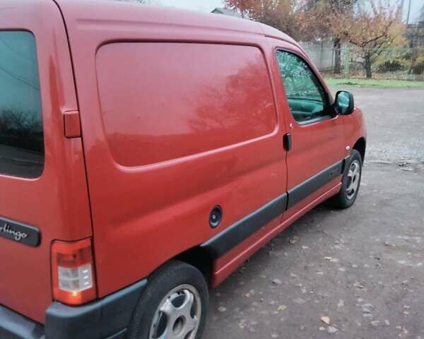 Красный Ситроен Берлинго, объемом двигателя 1.4 л и пробегом 202 тыс. км за 2500 $, фото 8 на Automoto.ua