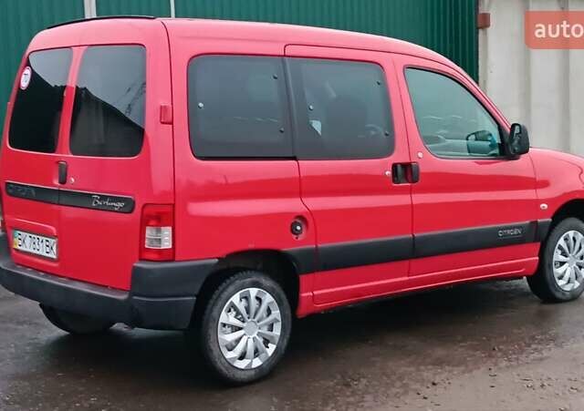 Красный Ситроен Берлинго, объемом двигателя 1.6 л и пробегом 204 тыс. км за 3850 $, фото 19 на Automoto.ua
