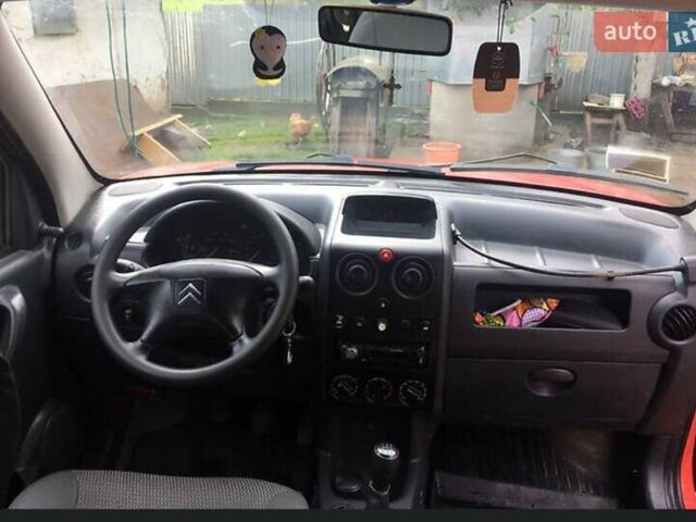 Червоний Сітроен Берлінго, об'ємом двигуна 1.56 л та пробігом 286 тис. км за 3200 $, фото 8 на Automoto.ua