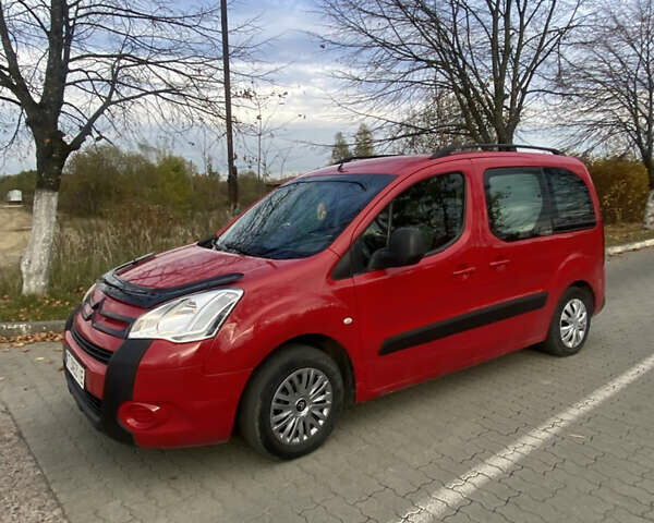 Червоний Сітроен Берлінго, об'ємом двигуна 1.56 л та пробігом 255 тис. км за 6000 $, фото 4 на Automoto.ua
