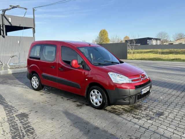 Сітроен Берлінго 2008 у Умани на Automoto.ua Червоний Сітроен Берлінго, об'ємом двигуна 1.6 л та пробігом 250 тис. км за 4700 $, фото 6 на Automoto.ua