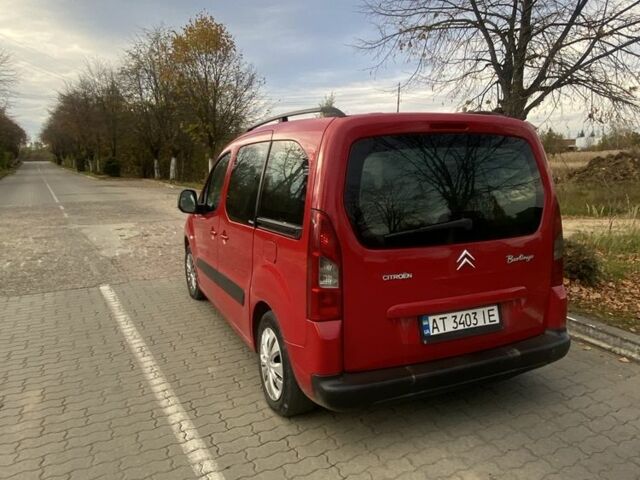 Красный Ситроен Берлинго, объемом двигателя 1.6 л и пробегом 255 тыс. км за 6000 $, фото 2 на Automoto.ua