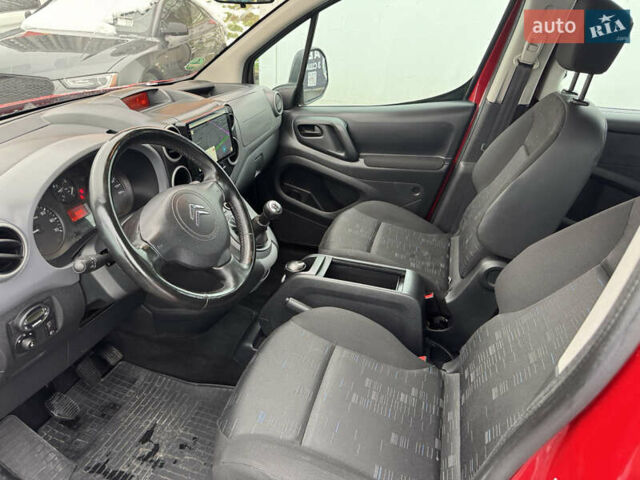 Красный Ситроен Берлинго, объемом двигателя 1.56 л и пробегом 238 тыс. км за 6700 $, фото 14 на Automoto.ua