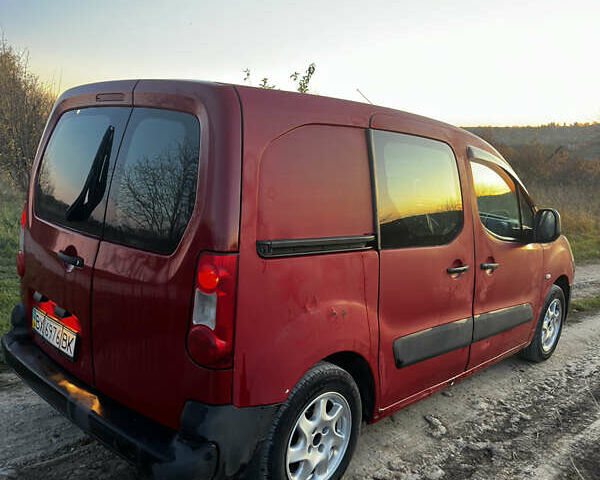 Красный Ситроен Берлинго, объемом двигателя 1.6 л и пробегом 286 тыс. км за 3850 $, фото 3 на Automoto.ua