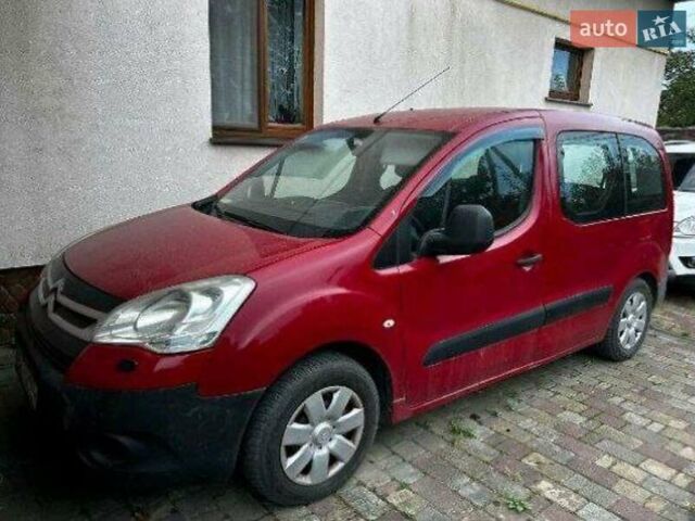 Красный Ситроен Берлинго, объемом двигателя 1.59 л и пробегом 169 тыс. км за 7000 $, фото 2 на Automoto.ua