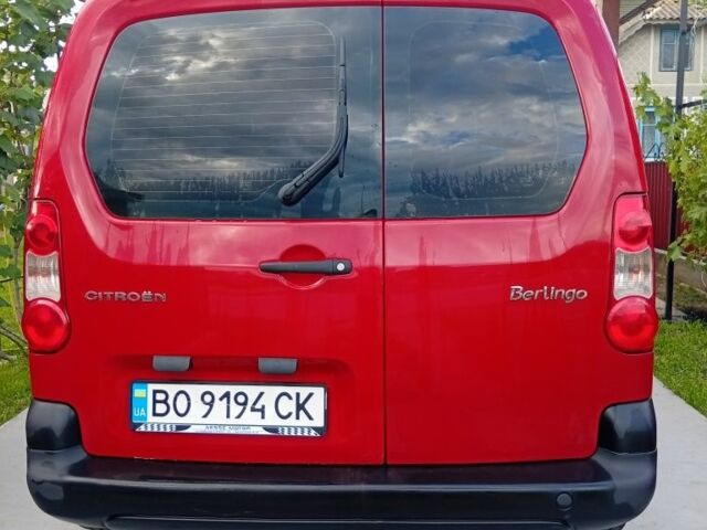 Червоний Сітроен Берлінго, об'ємом двигуна 1.6 л та пробігом 241 тис. км за 6700 $, фото 2 на Automoto.ua