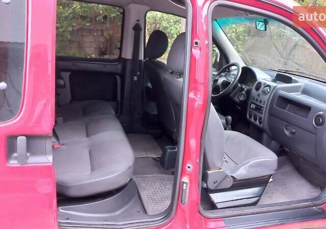 Червоний Сітроен Берлінго, об'ємом двигуна 1.36 л та пробігом 177 тис. км за 3900 $, фото 2 на Automoto.ua