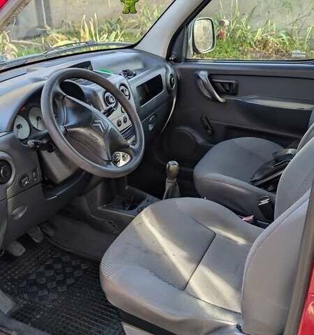 Червоний Сітроен Берлінго, об'ємом двигуна 1.4 л та пробігом 85 тис. км за 5000 $, фото 2 на Automoto.ua