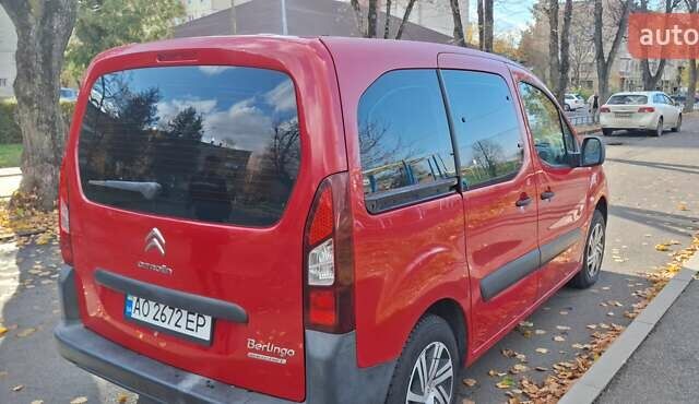 Красный Ситроен Берлинго, объемом двигателя 1.6 л и пробегом 248 тыс. км за 7200 $, фото 3 на Automoto.ua