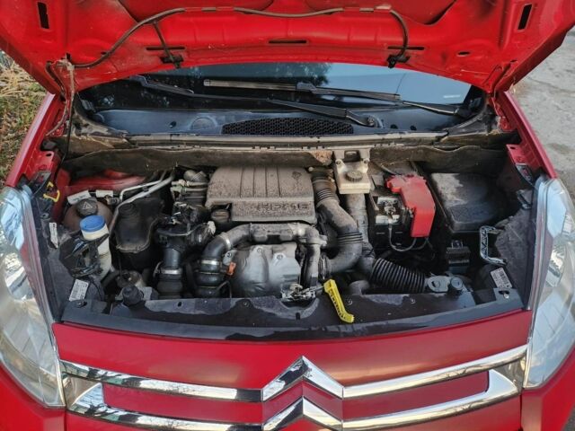 Красный Ситроен Берлинго, объемом двигателя 1 л и пробегом 140 тыс. км за 6000 $, фото 2 на Automoto.ua