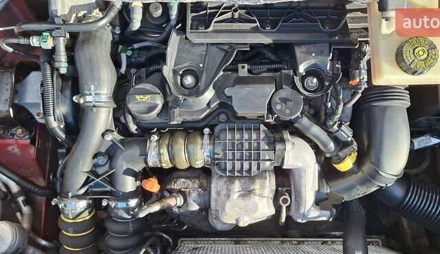 Красный Ситроен Берлинго, объемом двигателя 1.6 л и пробегом 248 тыс. км за 7200 $, фото 10 на Automoto.ua