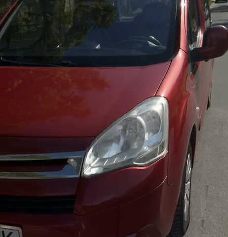 Красный Ситроен Берлинго, объемом двигателя 1.6 л и пробегом 189 тыс. км за 6700 $, фото 4 на Automoto.ua