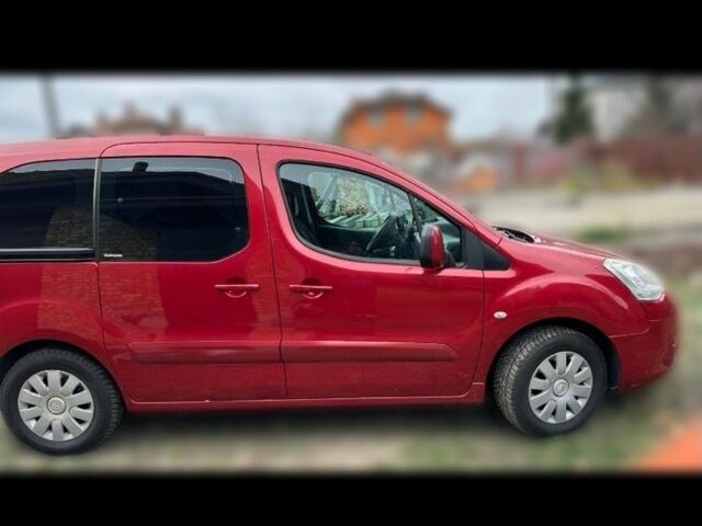 Красный Ситроен Берлинго, объемом двигателя 1.6 л и пробегом 236 тыс. км за 6700 $, фото 5 на Automoto.ua