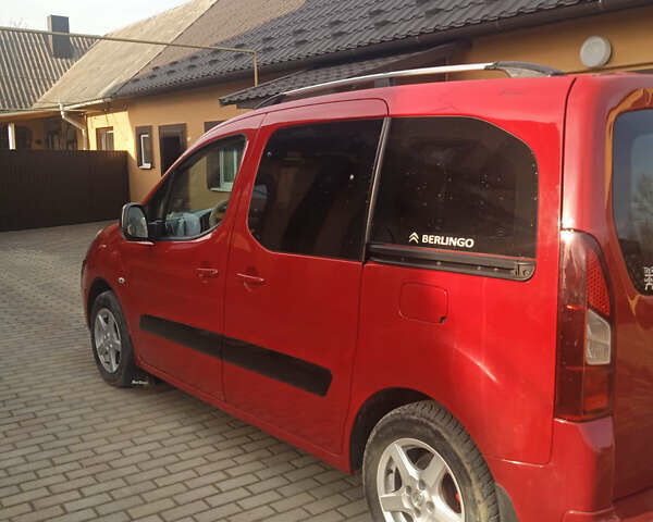 Красный Ситроен Берлинго, объемом двигателя 1.56 л и пробегом 182 тыс. км за 7100 $, фото 3 на Automoto.ua