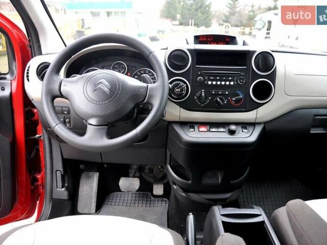 Червоний Сітроен Берлінго, об'ємом двигуна 1.6 л та пробігом 197 тис. км за 8400 $, фото 18 на Automoto.ua