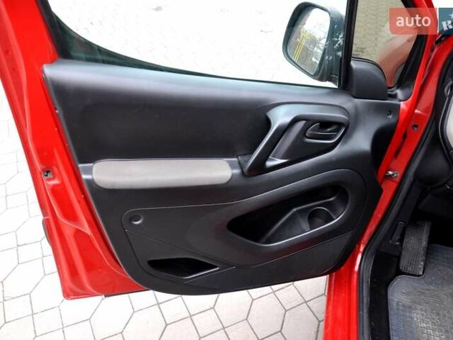 Червоний Сітроен Берлінго, об'ємом двигуна 1.6 л та пробігом 197 тис. км за 8400 $, фото 15 на Automoto.ua