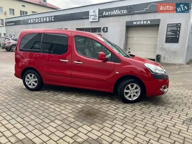 Красный Ситроен Берлинго, объемом двигателя 1.6 л и пробегом 227 тыс. км за 7999 $, фото 1 на Automoto.ua
