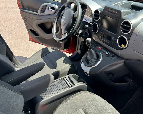 Червоний Сітроен Берлінго, об'ємом двигуна 1.56 л та пробігом 170 тис. км за 11500 $, фото 20 на Automoto.ua