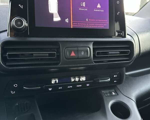 Сітроен Берлінго 2020 у Стрые на Automoto.ua Червоний Сітроен Берлінго, об'ємом двигуна 1.5 л та пробігом 172 тис. км за 15350 $, фото 47 на Automoto.ua