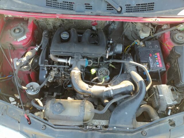 Красный Ситроен Берлинго, объемом двигателя 0 л и пробегом 370 тыс. км за 1600 $, фото 3 на Automoto.ua