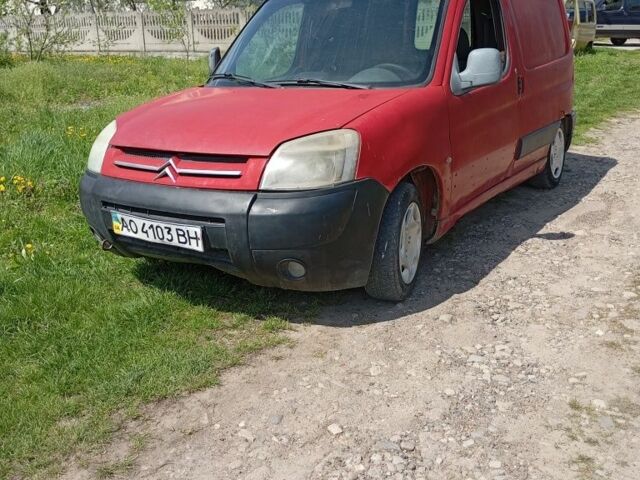 Красный Ситроен Берлинго, объемом двигателя 2 л и пробегом 320 тыс. км за 1000 $, фото 6 на Automoto.ua