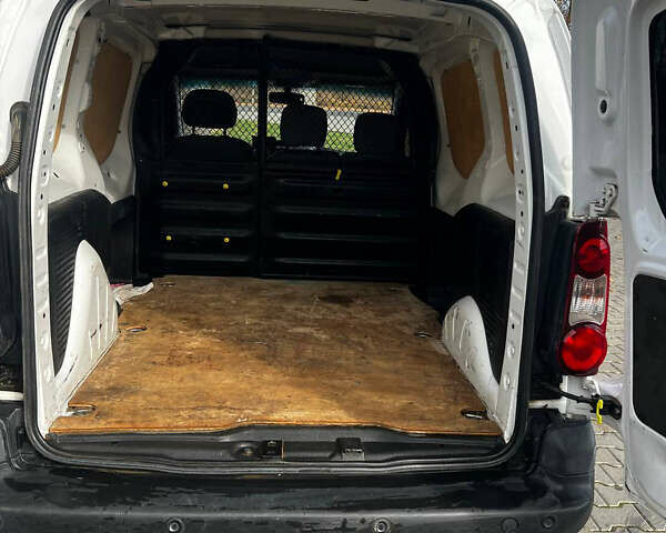 Ситроен Берлинго, объемом двигателя 1.6 л и пробегом 238 тыс. км за 6600 $, фото 14 на Automoto.ua